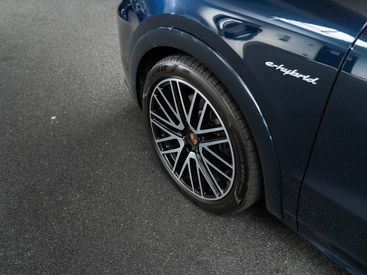 Gallery image 7 of 15