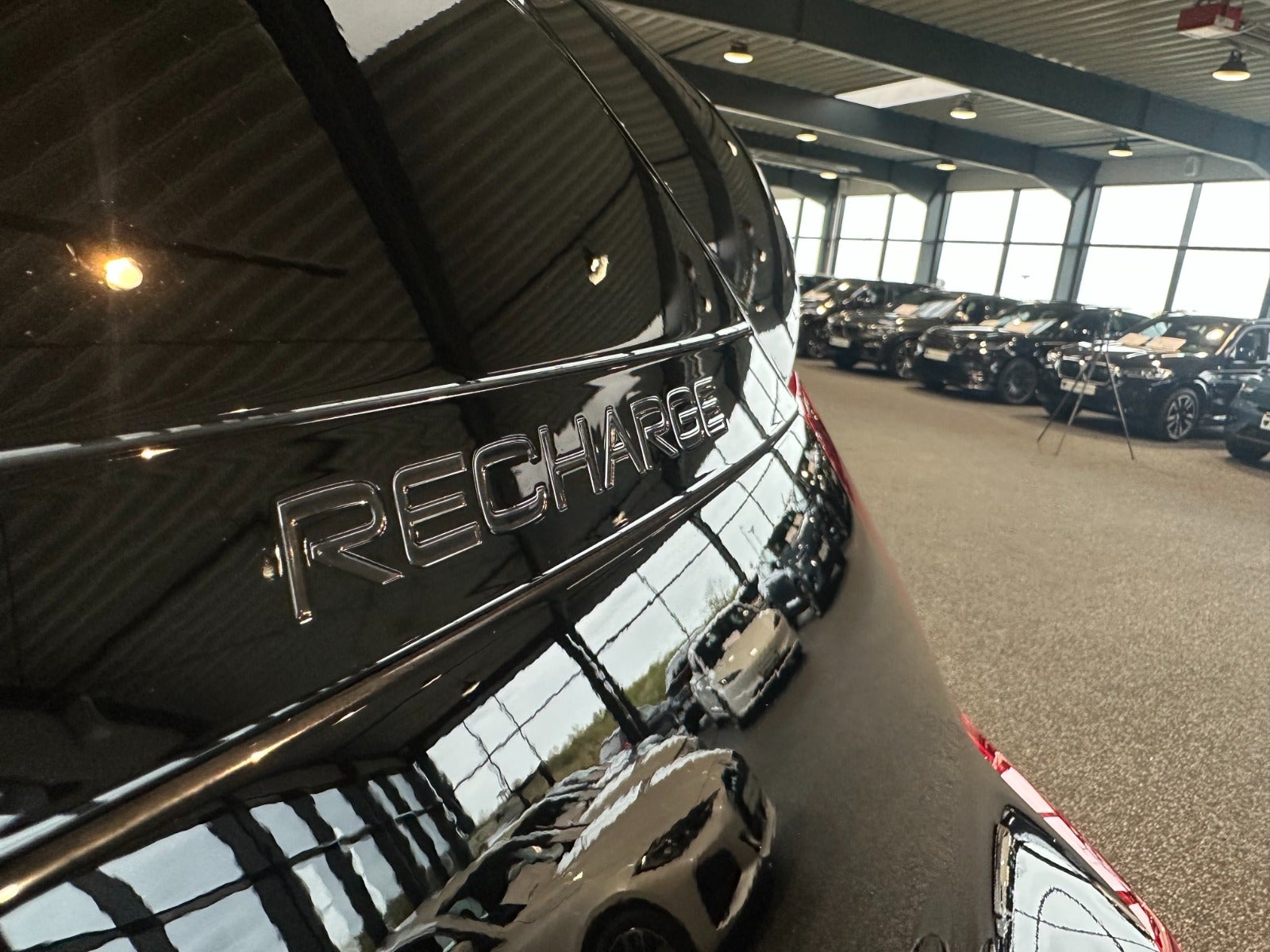 Volvo XC40 P6 ReCharge Plus 5d - 17