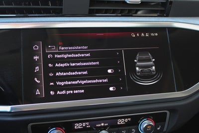 Audi Q3 TFSi e S-line plus S-tr.