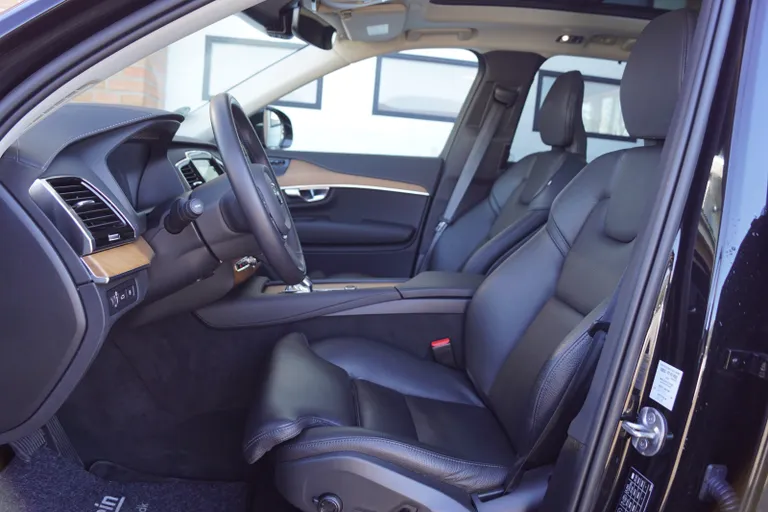 Volvo XC90 T8 ReCharge Inscription aut. AWD 7prs