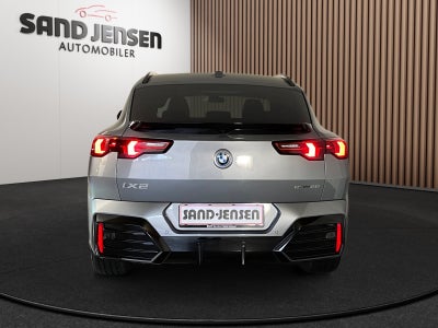 BMW iX2 eDrive20 Fully Charged M-Sport