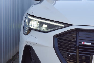 Audi e-tron Black Edition S-line quattro