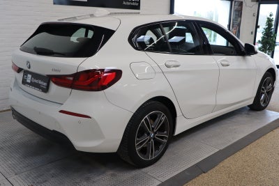 BMW 118i Sport Line aut.