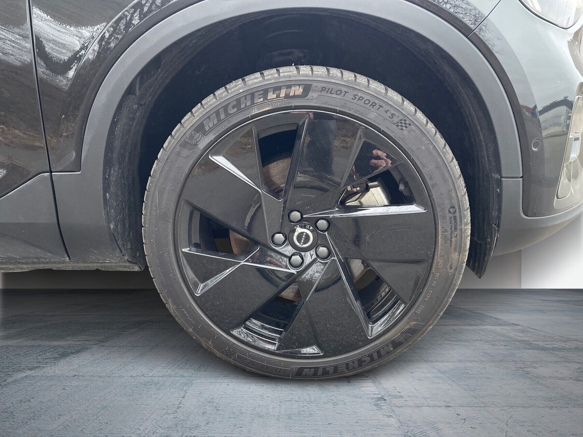 Volvo EX40 Extended Range Black Edition billede 9