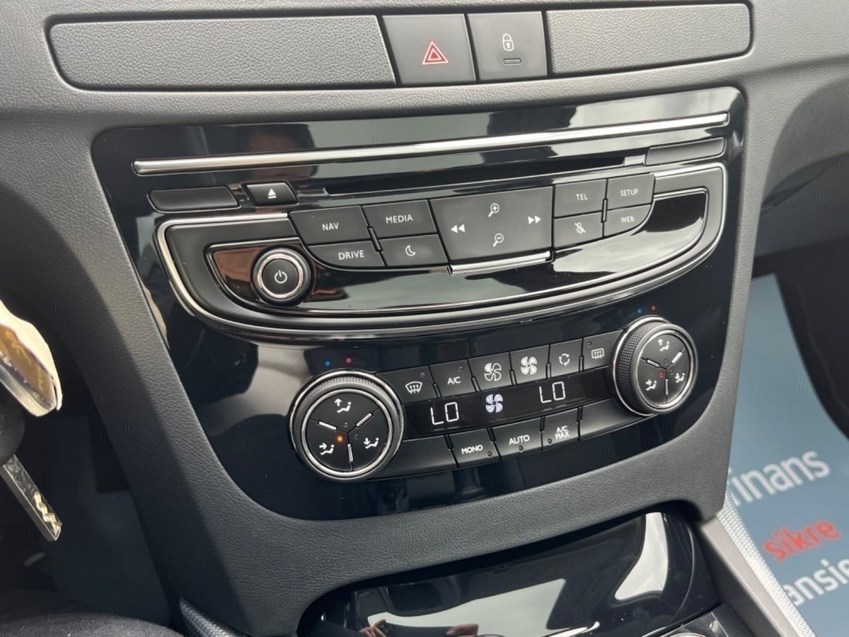 Billede af Peugeot 508 1,6 BlueHDi 120 Active Sky SW