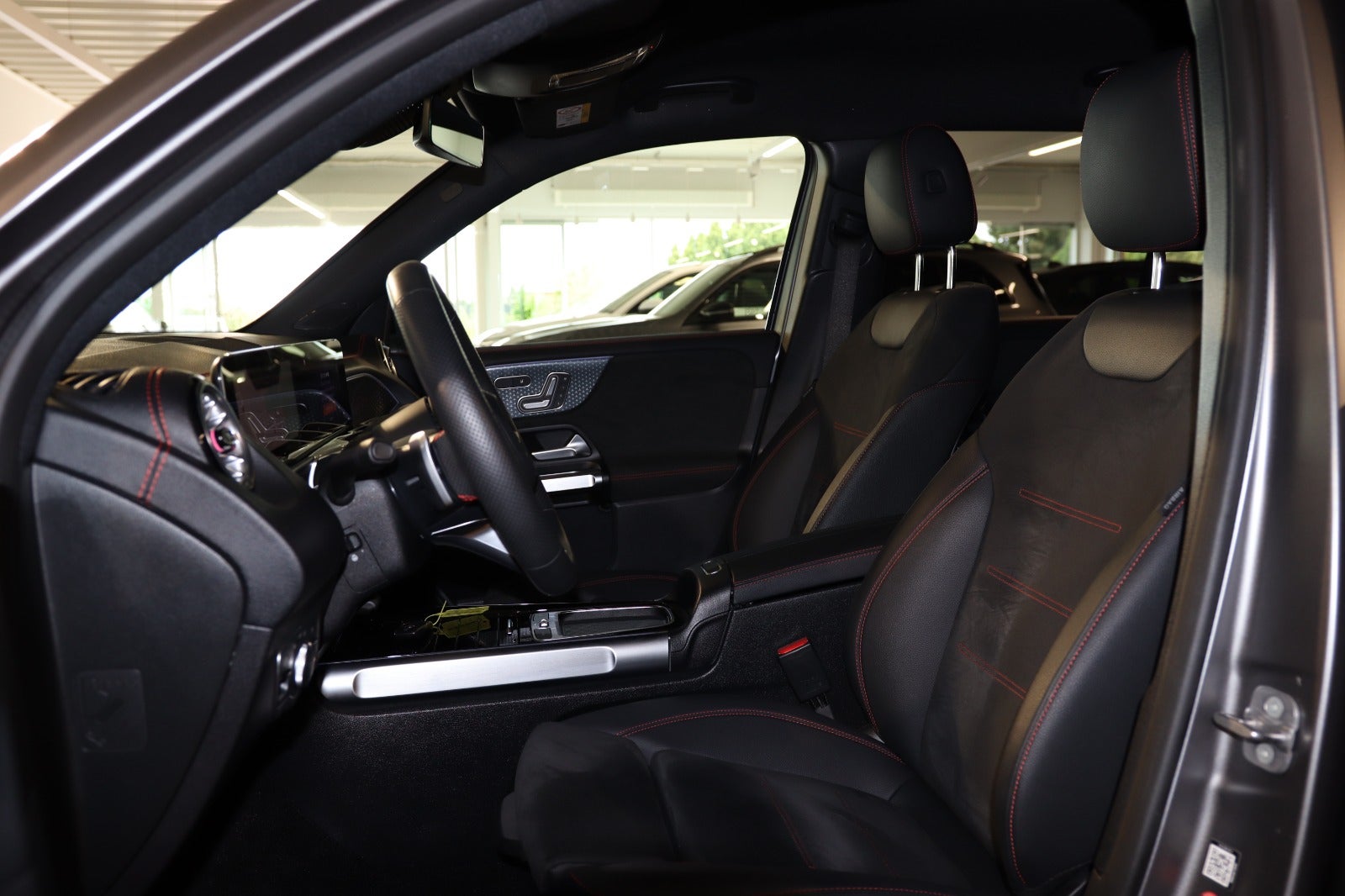 Billede af Mercedes EQB350  AMG Line 4Matic