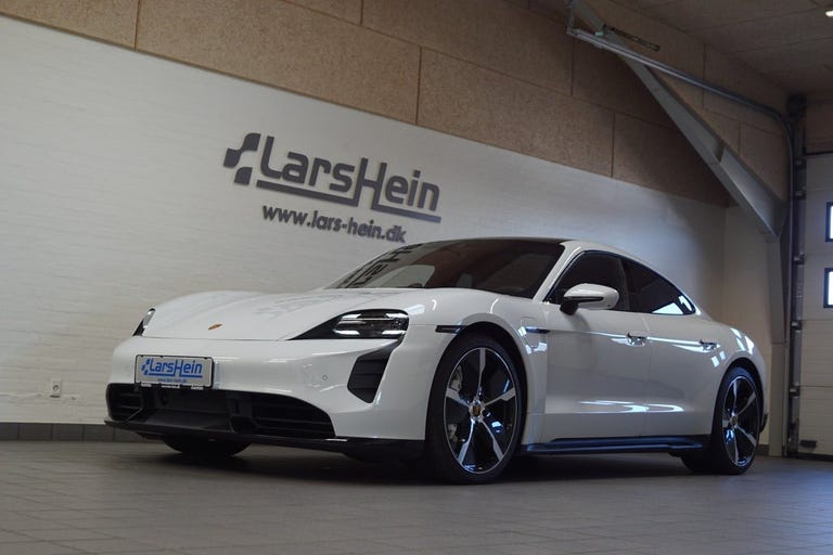 Porsche Taycan Turbo Performance+