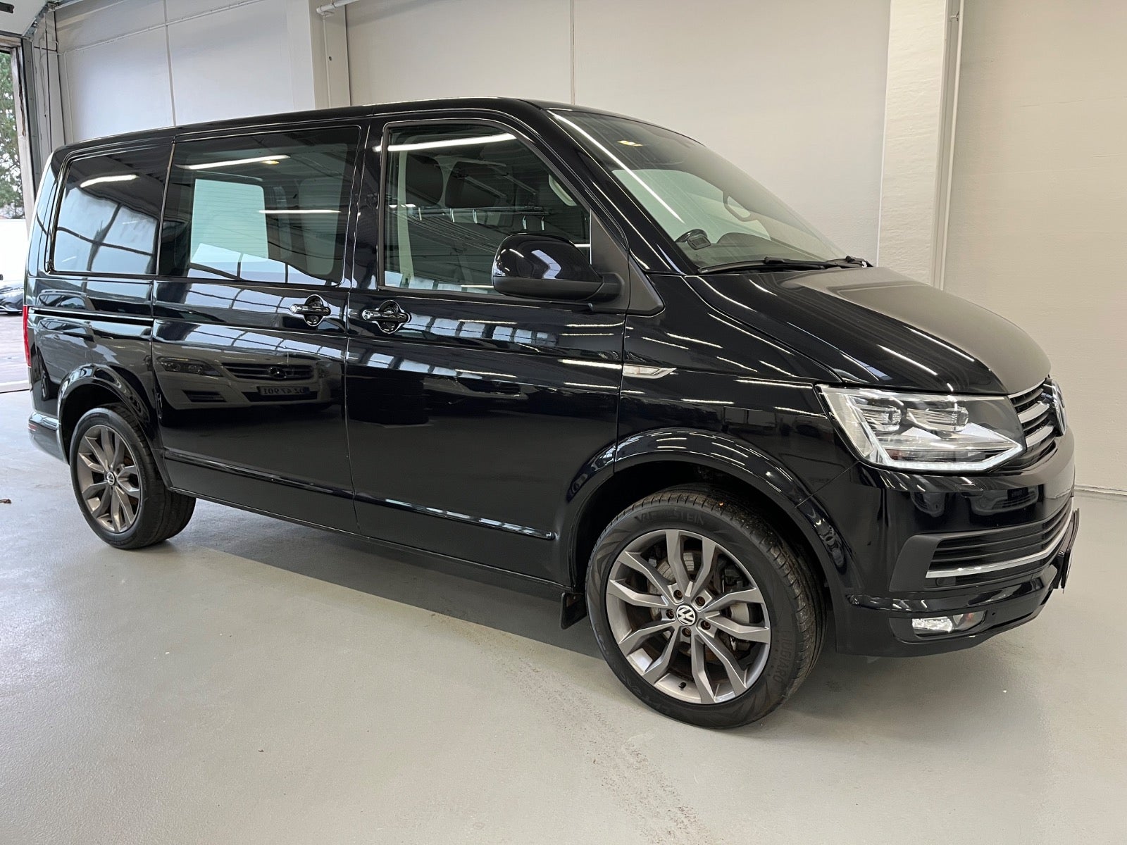 Billede af VW Transporter 2,0 TDi 204 Kassevogn DSG kort