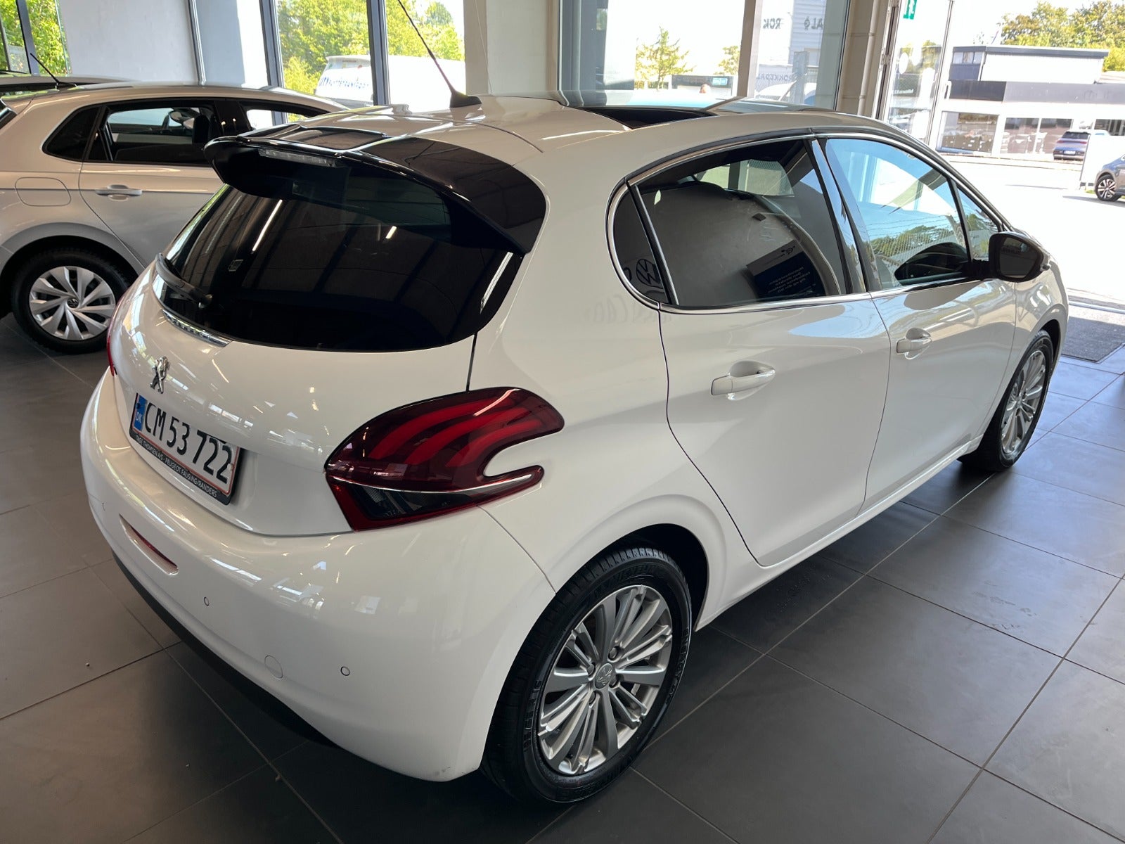 Billede af Peugeot 208 1,2 PureTech 82 Allure Sky