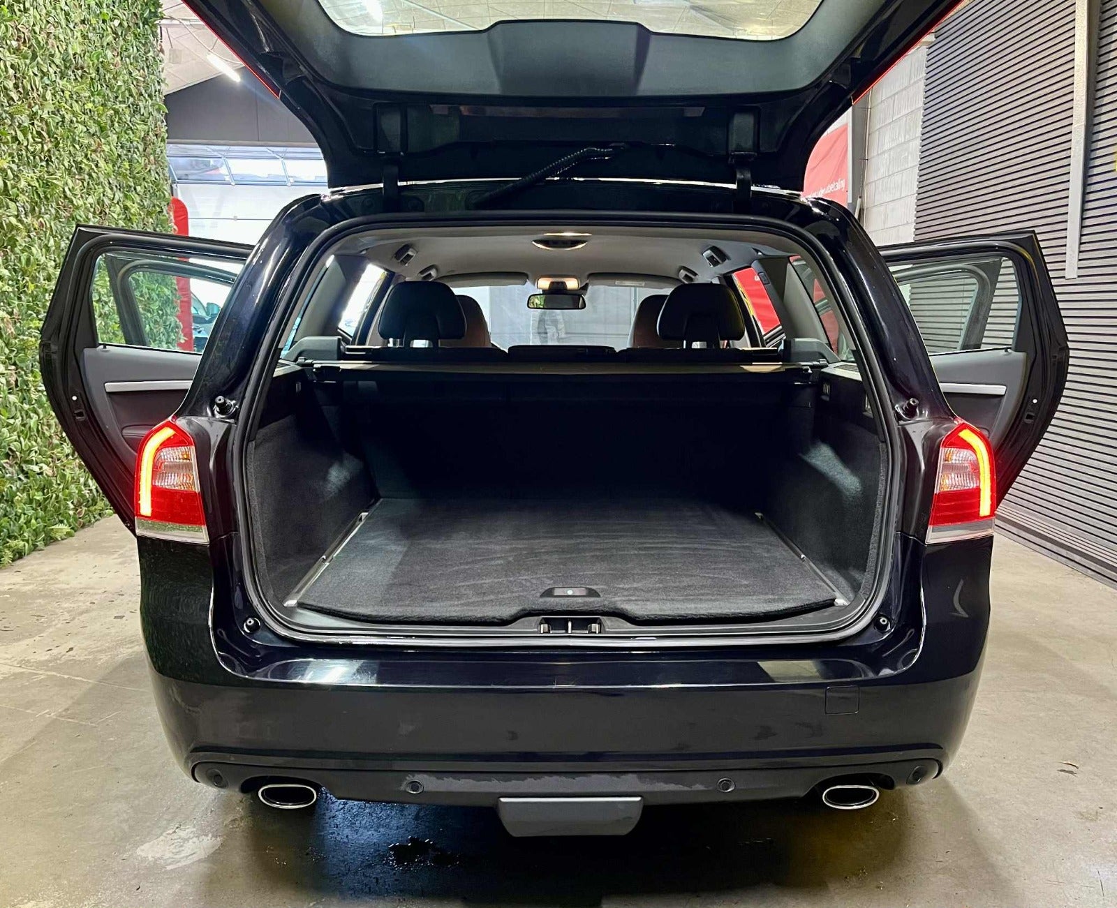 Billede af Volvo V70 2,0 D4 181 Momentum aut.