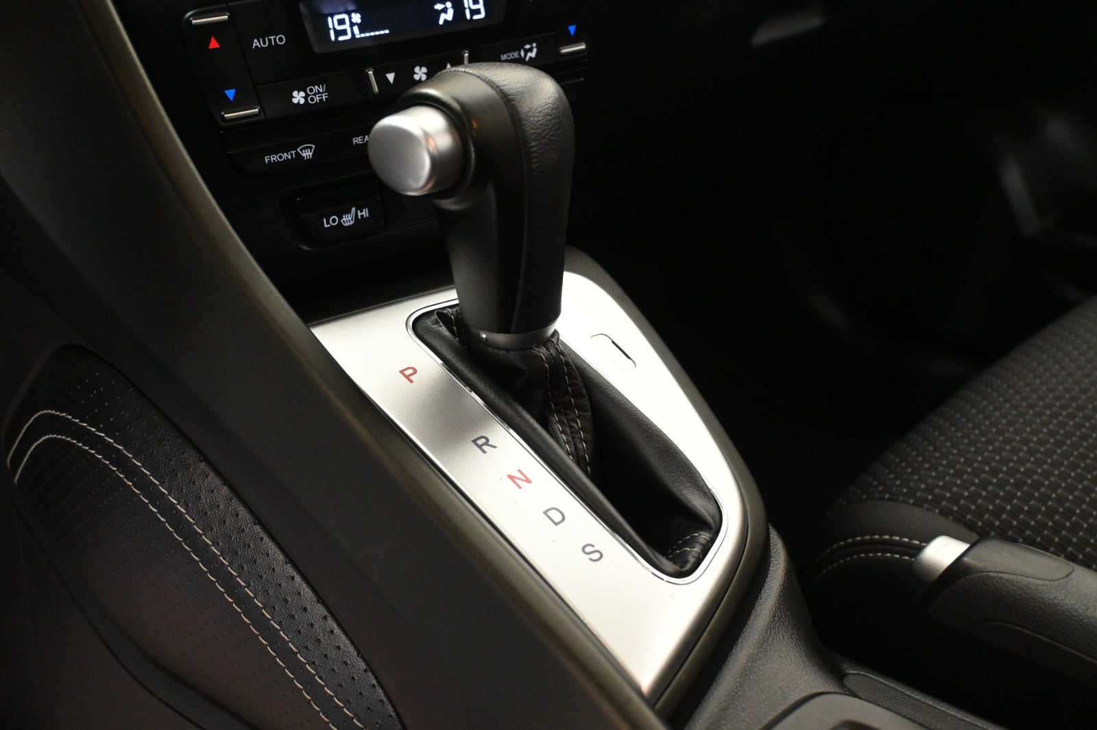 Honda Civic i-VTEC Elegance Tourer aut.