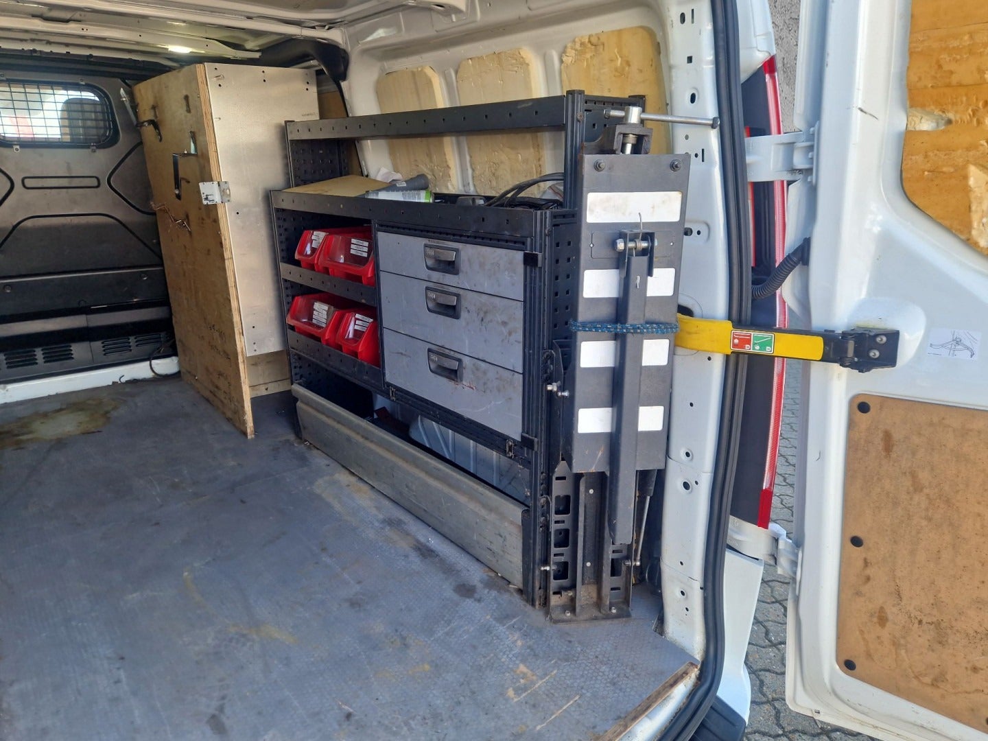 Billede af Ford Transit Custom 300L 2,0 TDCi 130 Trend