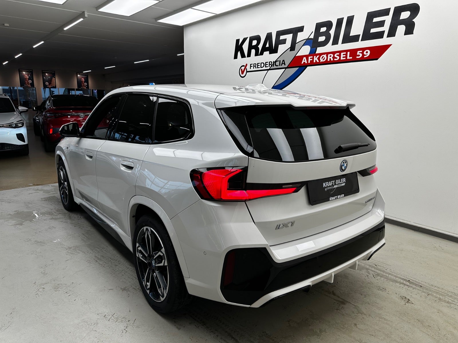 Billede af BMW iX1  eDrive20 Fully Charged M-Sport