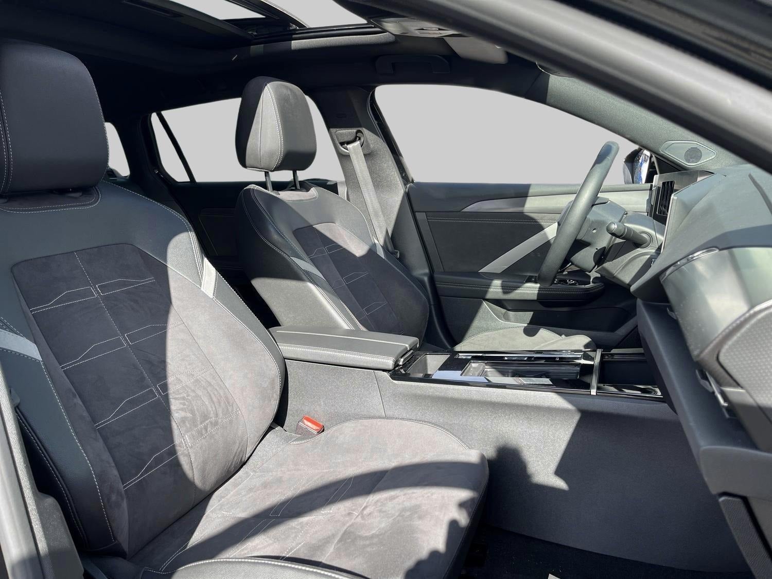 Billede af Opel Astra-e 54 Ultimate Sports Tourer