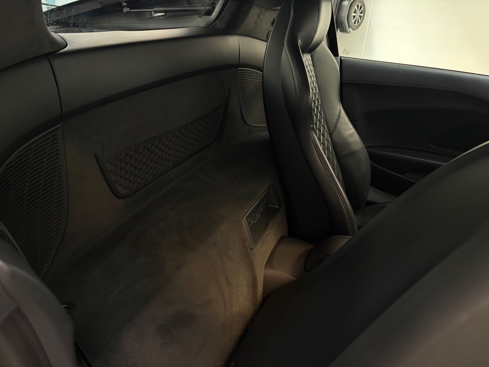 Billede af Audi R8 5,2 FSi Plus Coupé quattro S-tr.