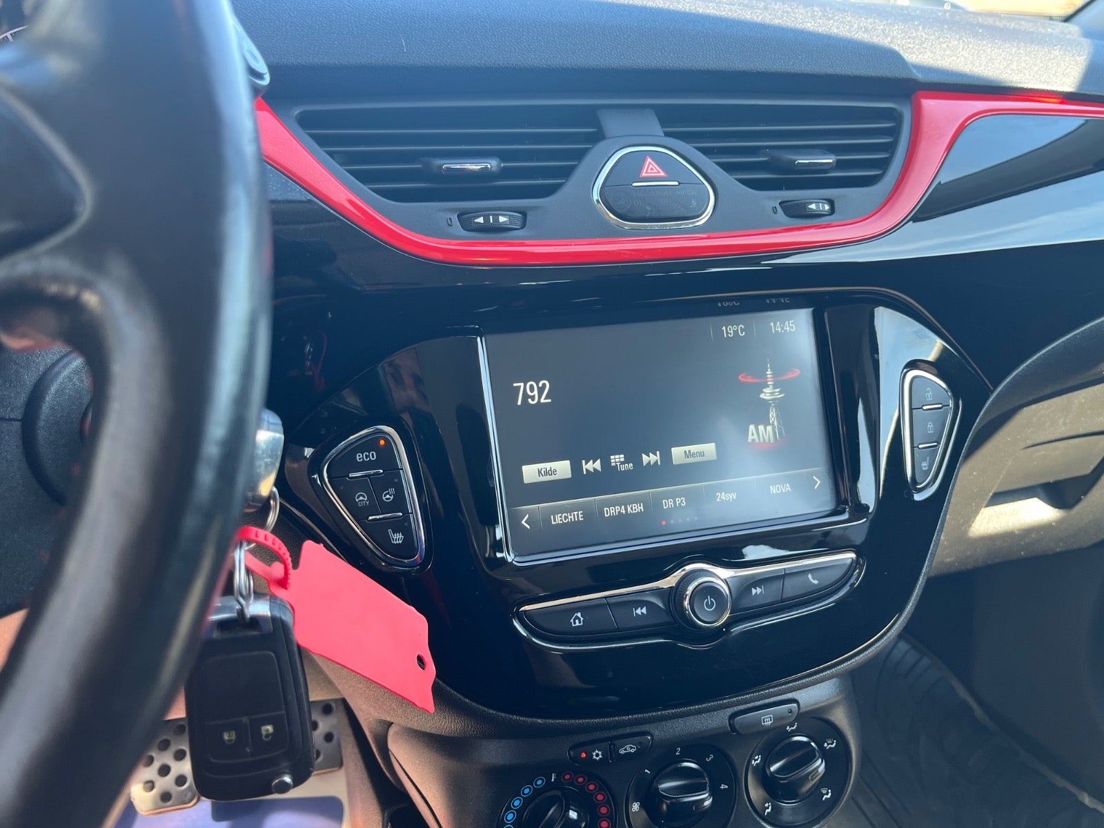 Billede af Opel Corsa 1,4 16V Sport