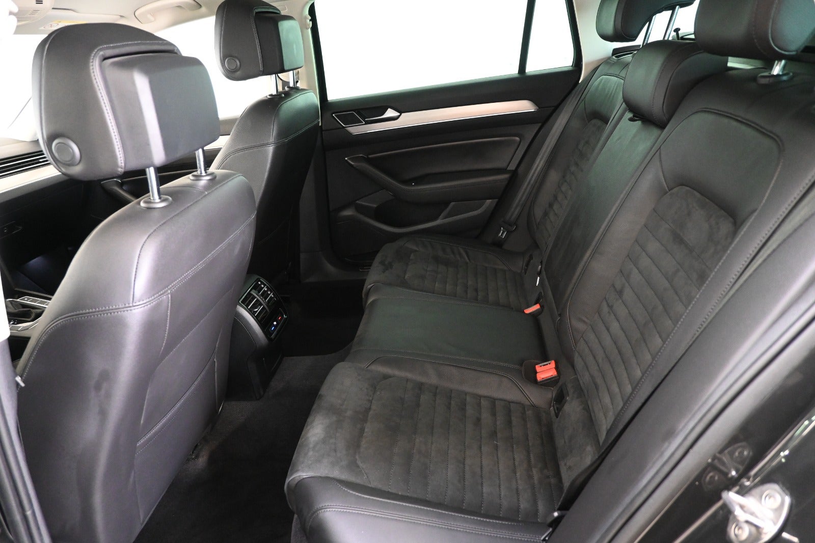 VW Passat TSi 150 R-line Variant DSG BMT