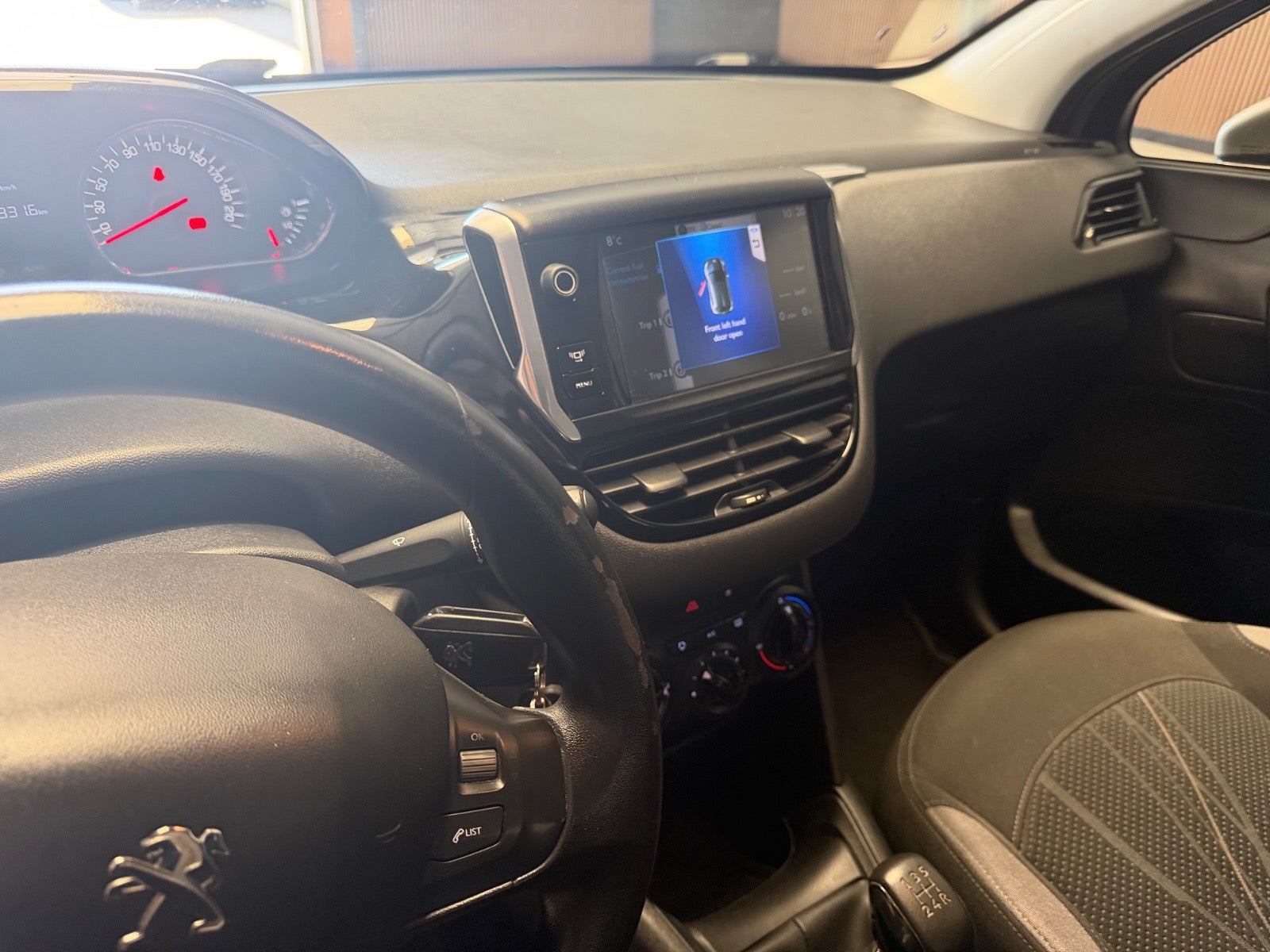 Peugeot 208 e-HDi 92 Active - billede 8