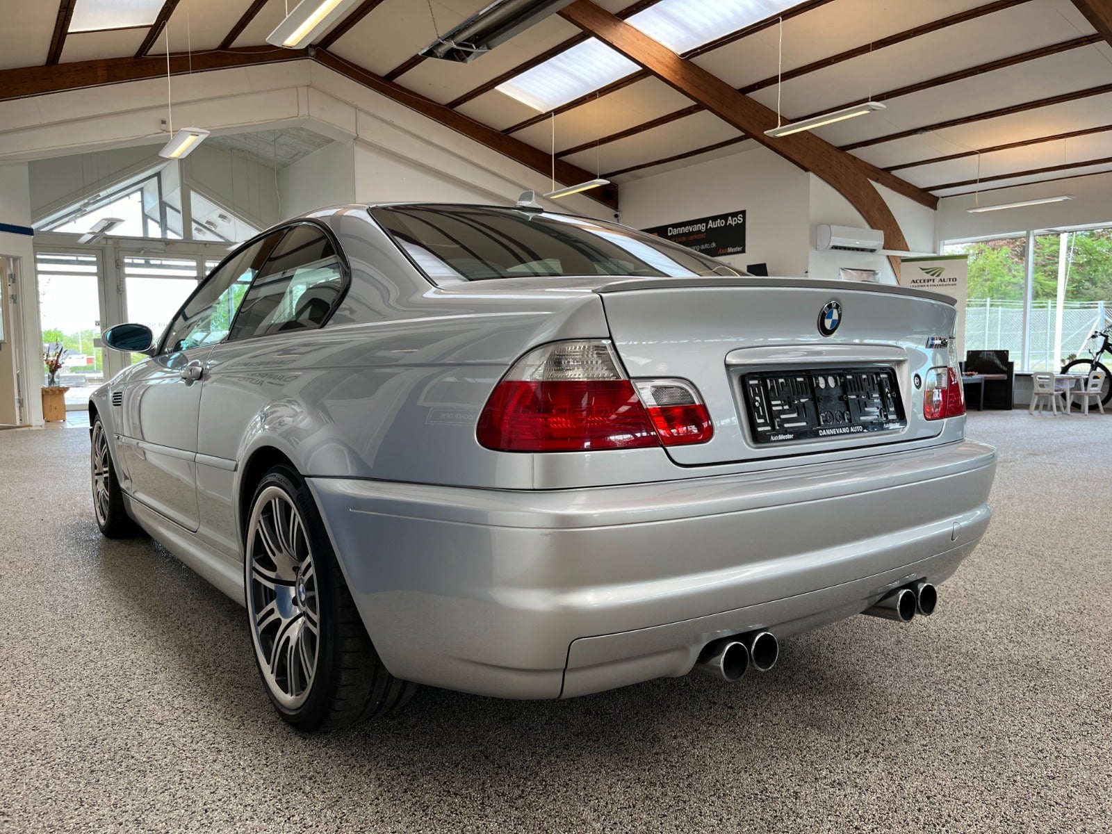 BMW M3 2003