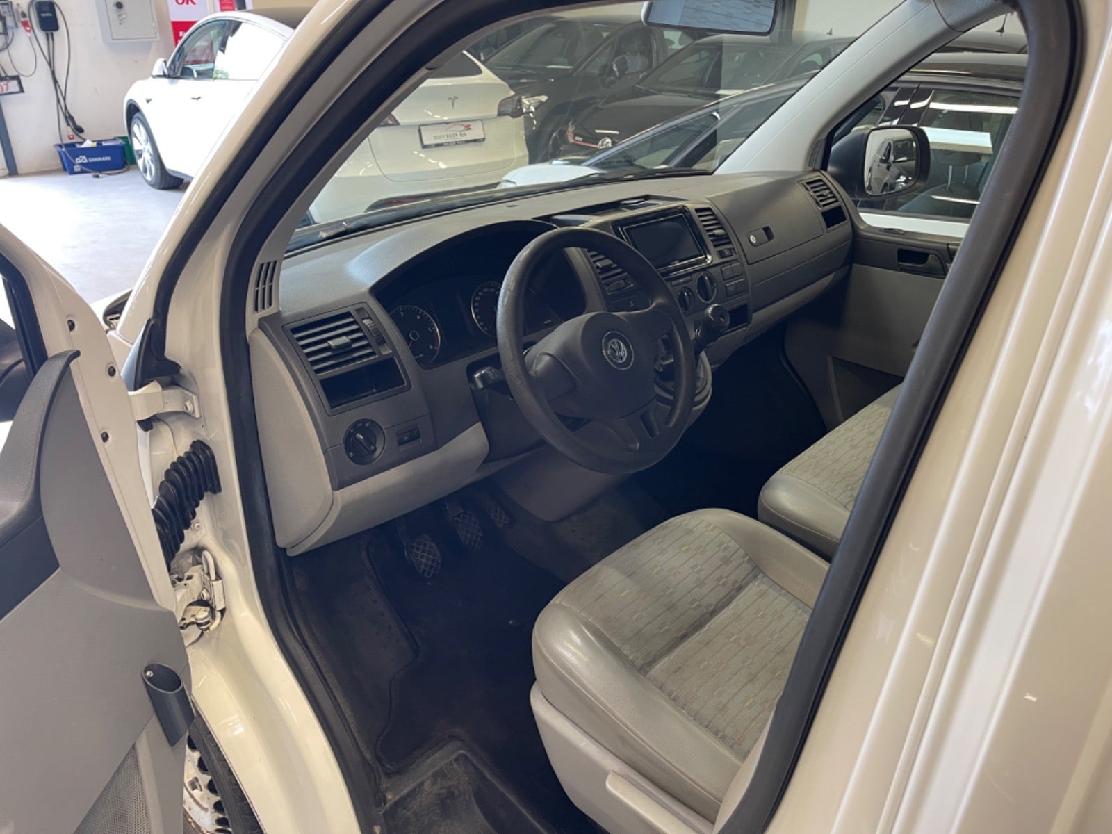 Billede af VW Transporter 2,0 TDi 102 Kassevogn lang