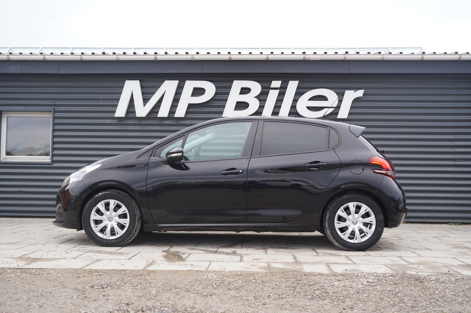 Billede af Peugeot 208 1,6 BlueHDi 100 Envy