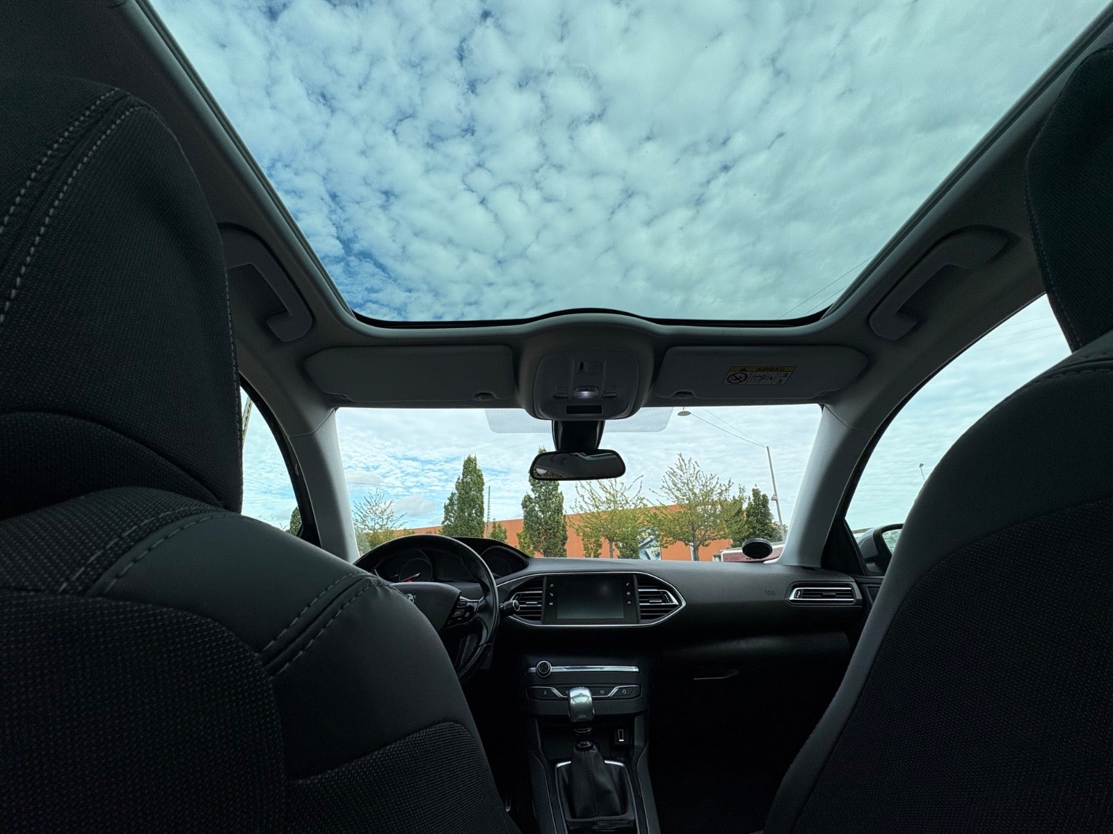 Peugeot 308 BlueHDi 120 Allure Sky