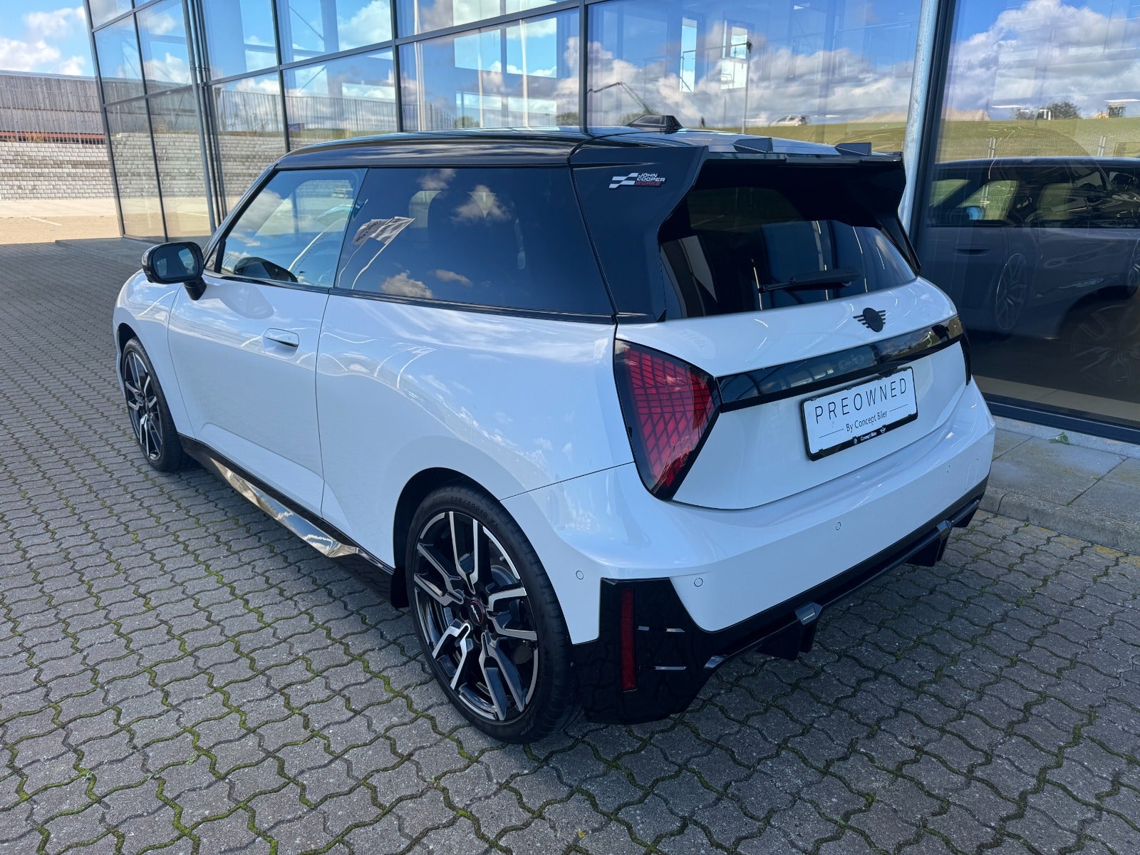 MINI Cooper SE JCW Trim XL 3d - 4