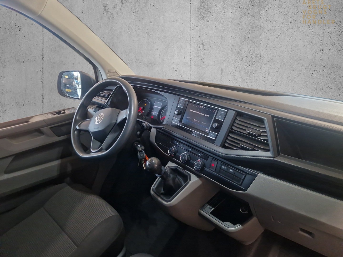 Billede af VW Transporter 2,0 TDi 110 Kassevogn lang