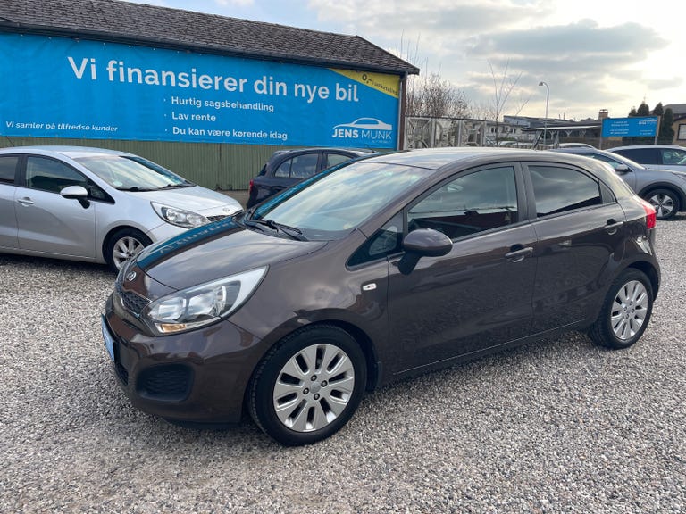 Kia Rio CVVT World Cup