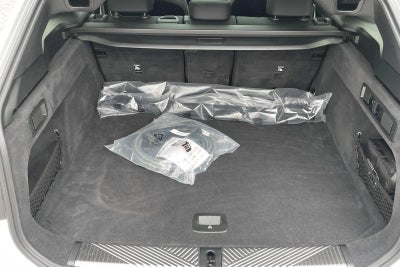 BMW i5 eDrive40 Touring Fully Charged