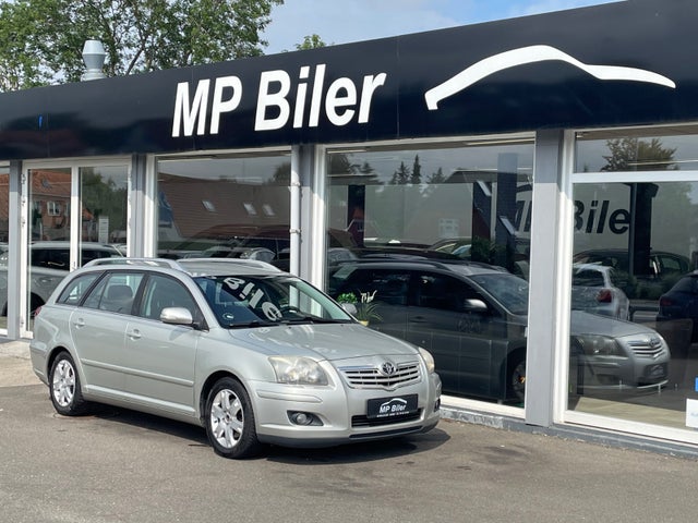 Toyota Avensis 2,0 D-4D Sol stc.