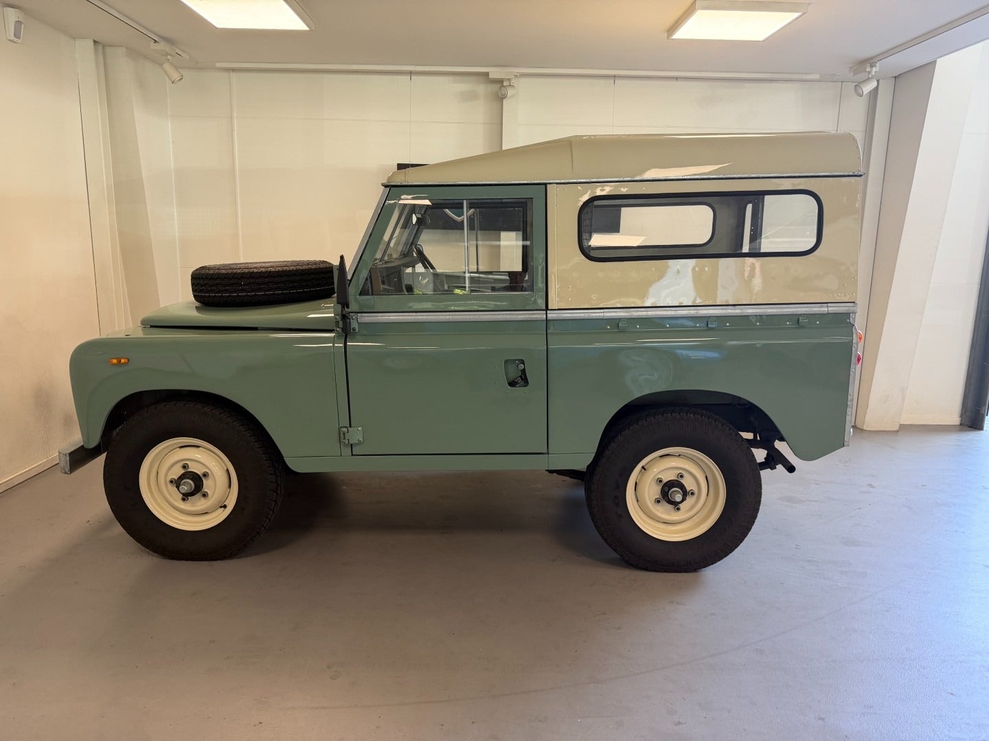 Land Rover Serie III 2,3