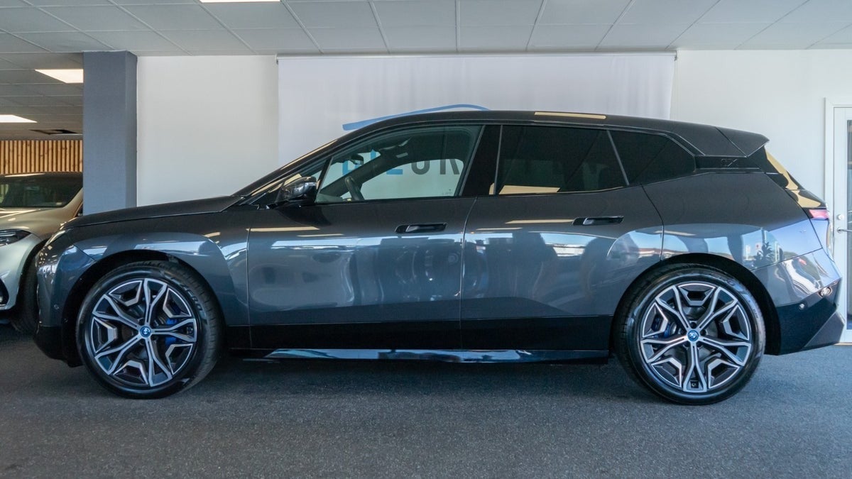 Billede af BMW iX  xDrive40 Sport