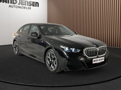 BMW i5 eDrive40 Fully Charged M-Sport