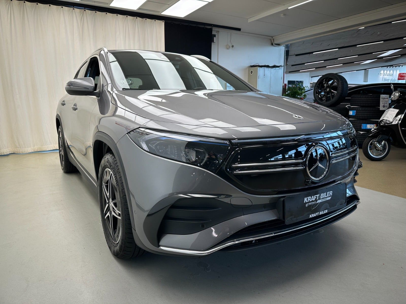 Billede af Mercedes EQA350  AMG Line 4Matic