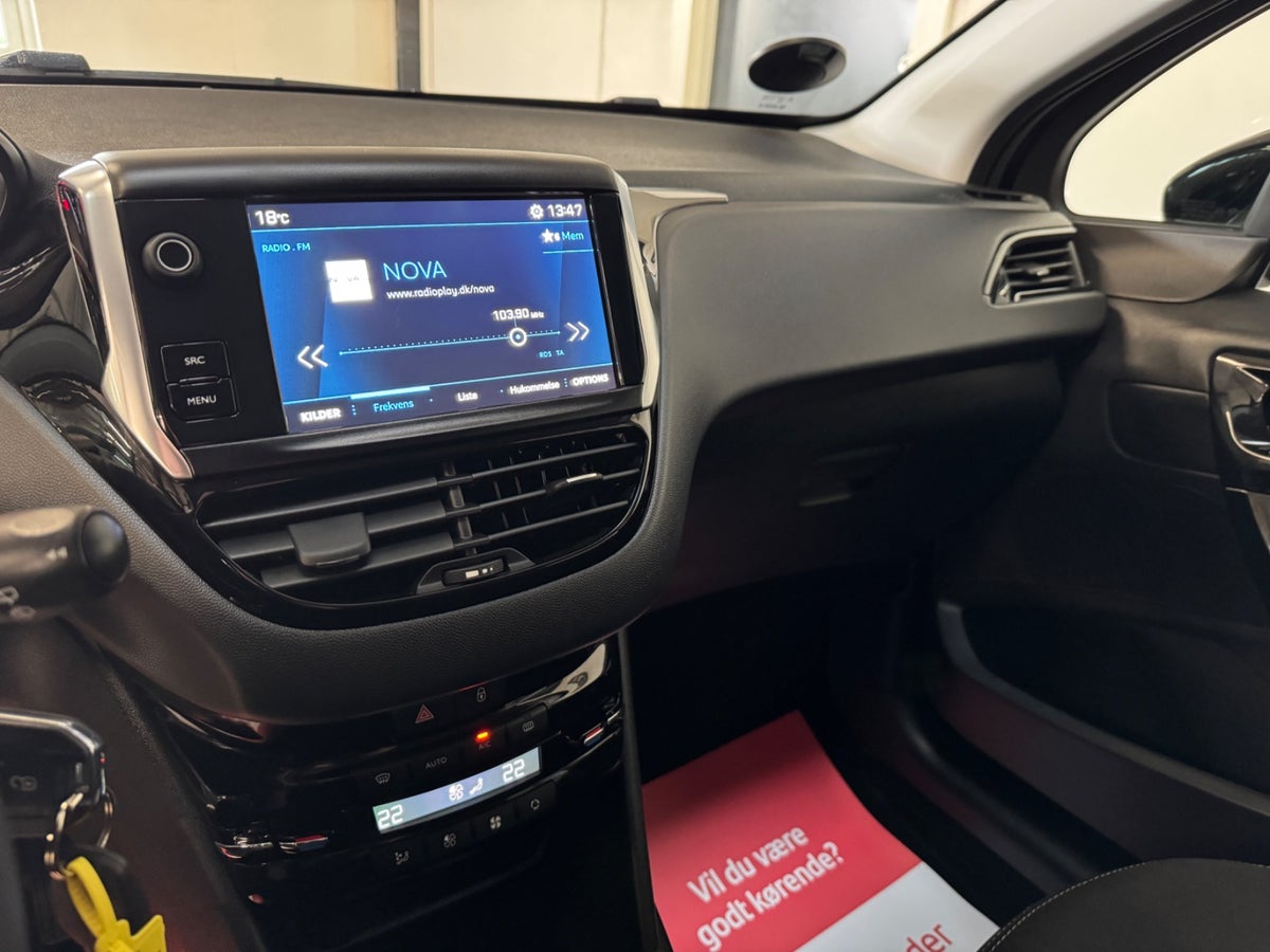 Peugeot 208 PureTech 82 Active