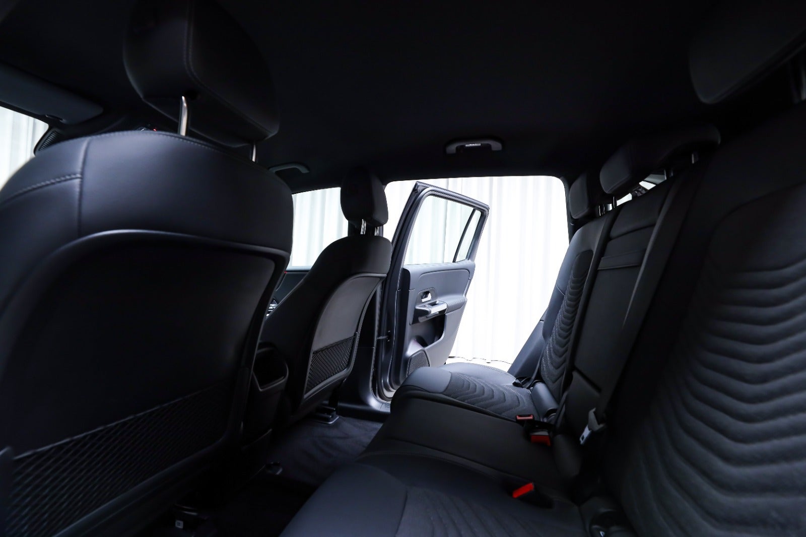 Mercedes-Benz EQB 250+ (5/8)