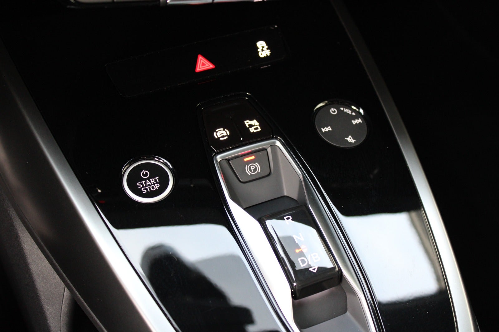 Audi Q4 e-tron Advanced