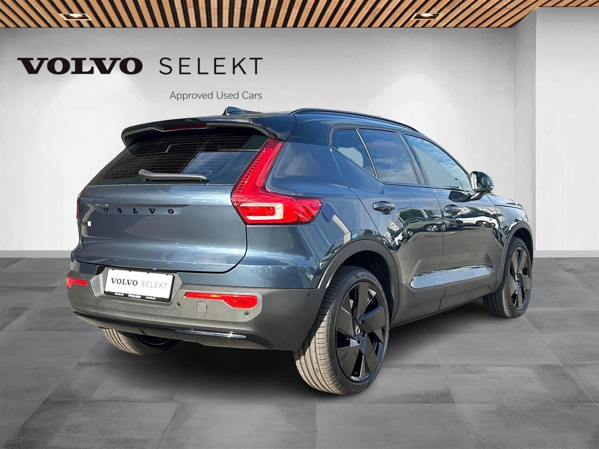 Volvo EX40 Extended Range Black Edition billede 12