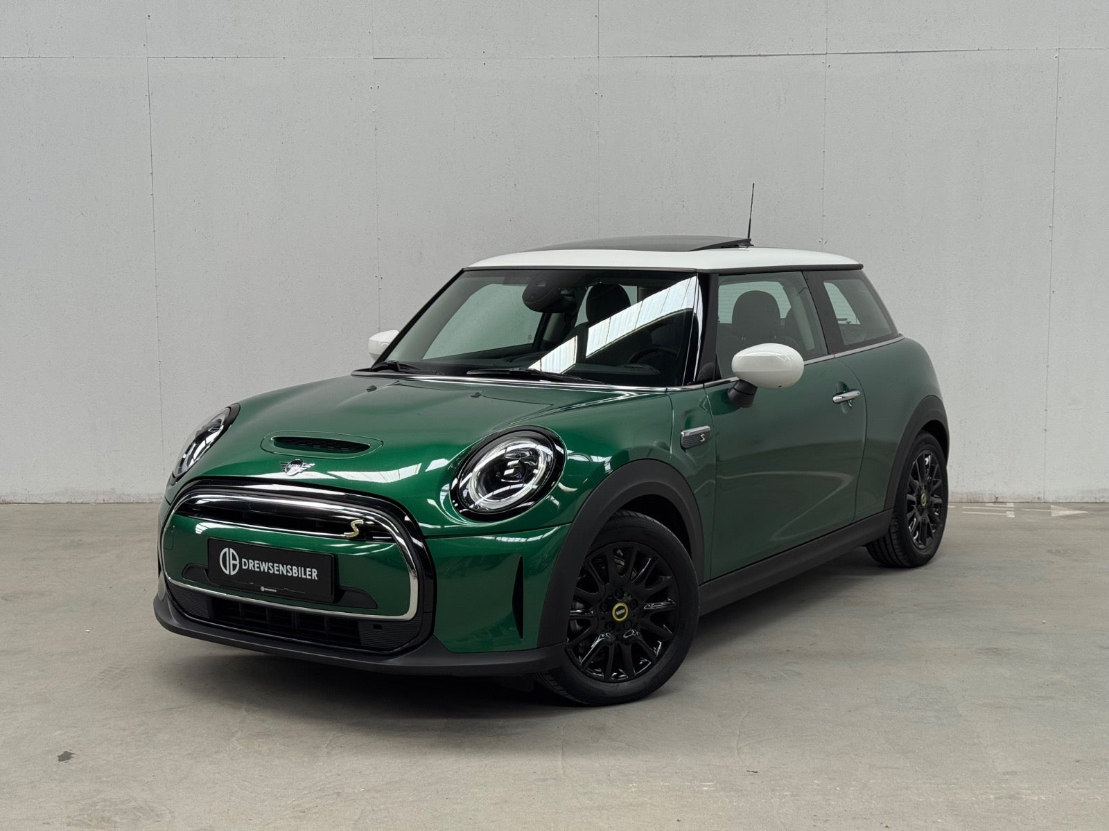 MINI Cooper SE Classic Trim A