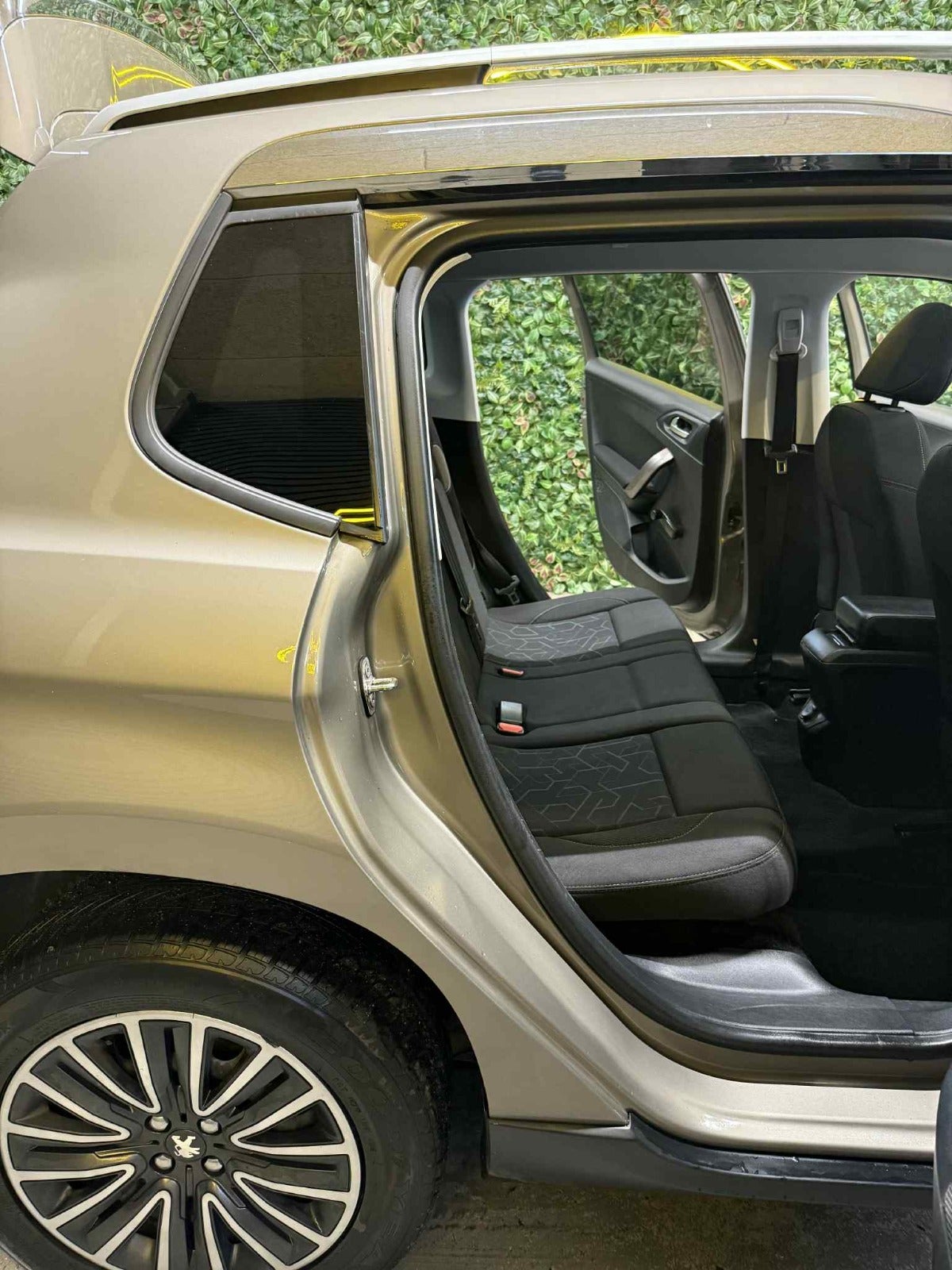 Billede af Peugeot 2008 1,2 e-THP 110 Active Sky