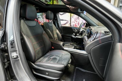 Mercedes EQB250+