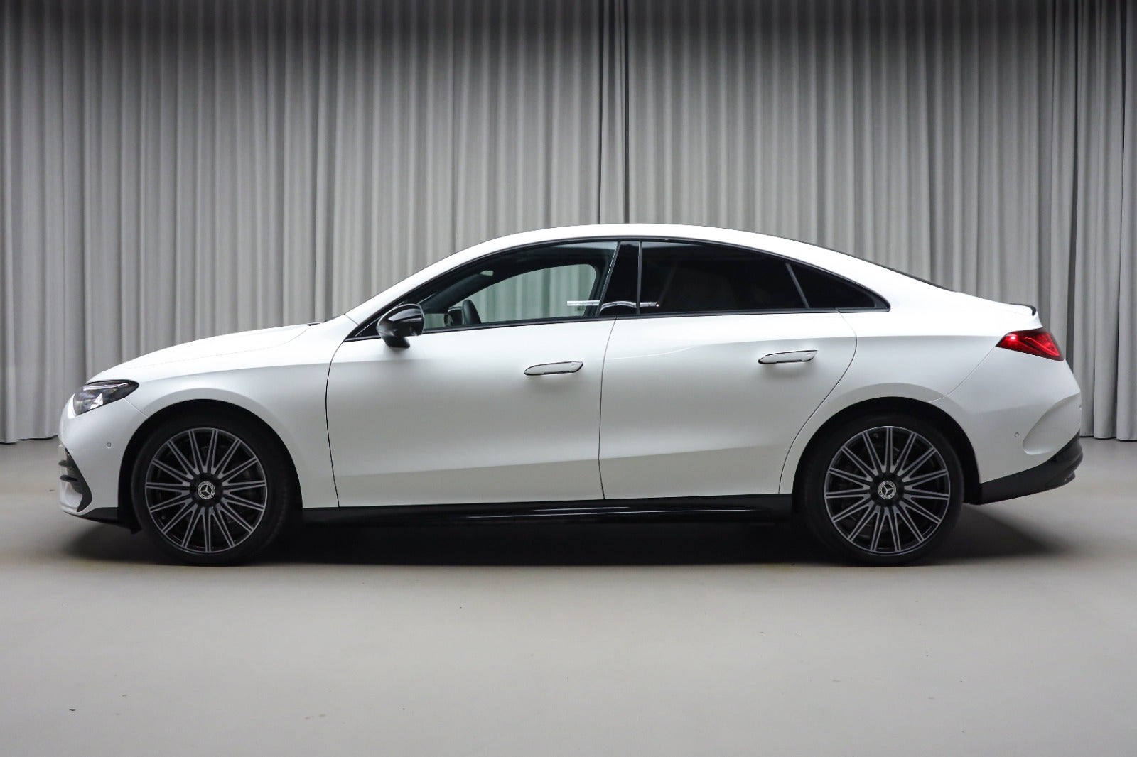 Mercedes-Benz CLA 250+ (5/8)