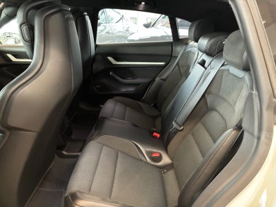 Porsche Taycan 4S Performance+ Cross Turismo