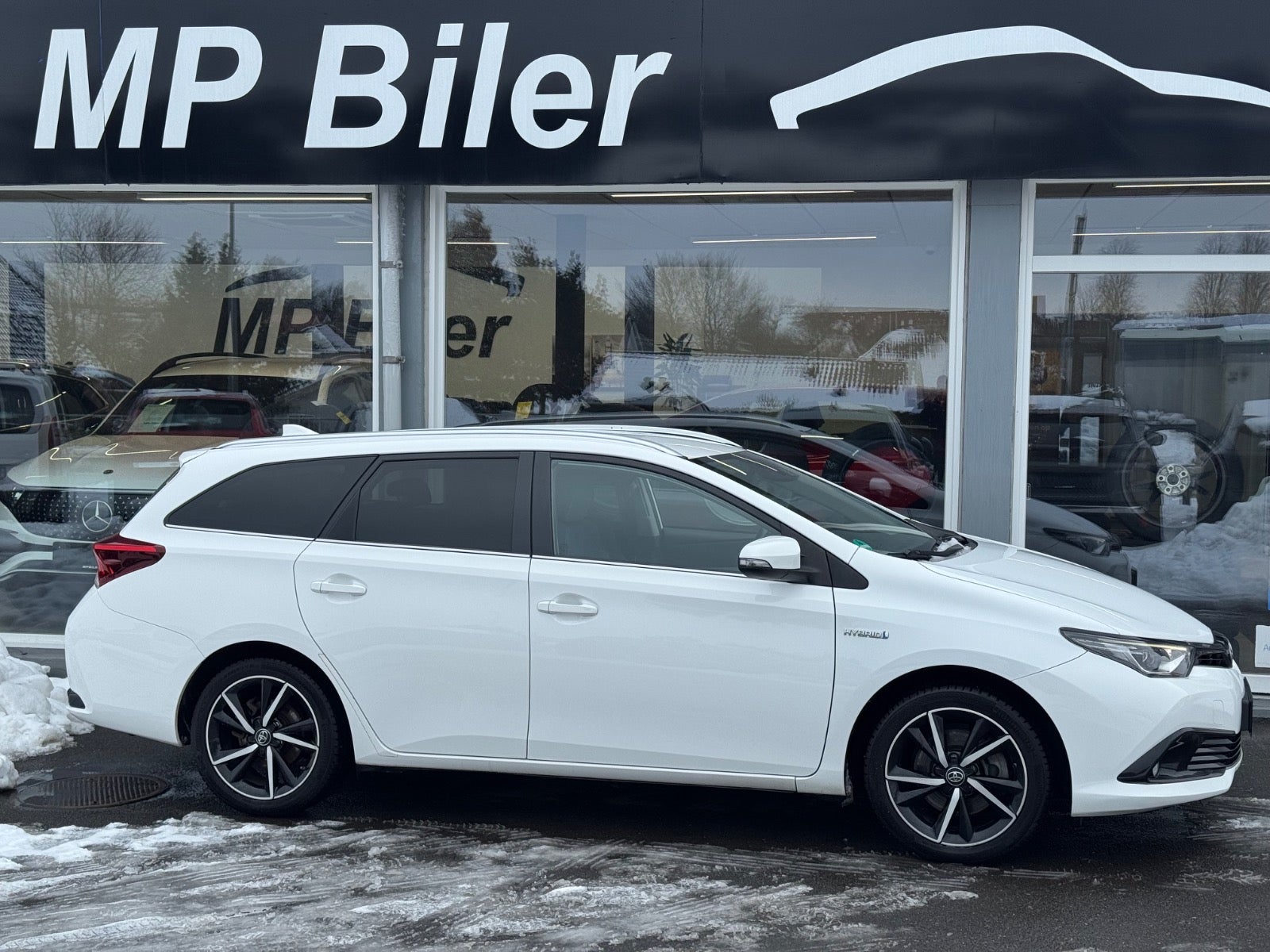 Billede af Toyota Auris 1,8 Hybrid H2 Comfort Touring Sports CVT