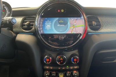 MINI Cooper SE Experience