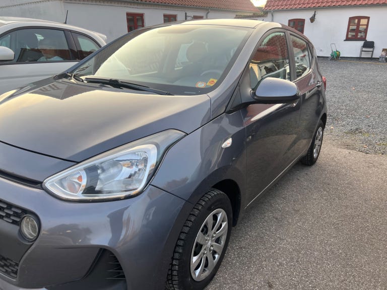 Hyundai i10 Premium