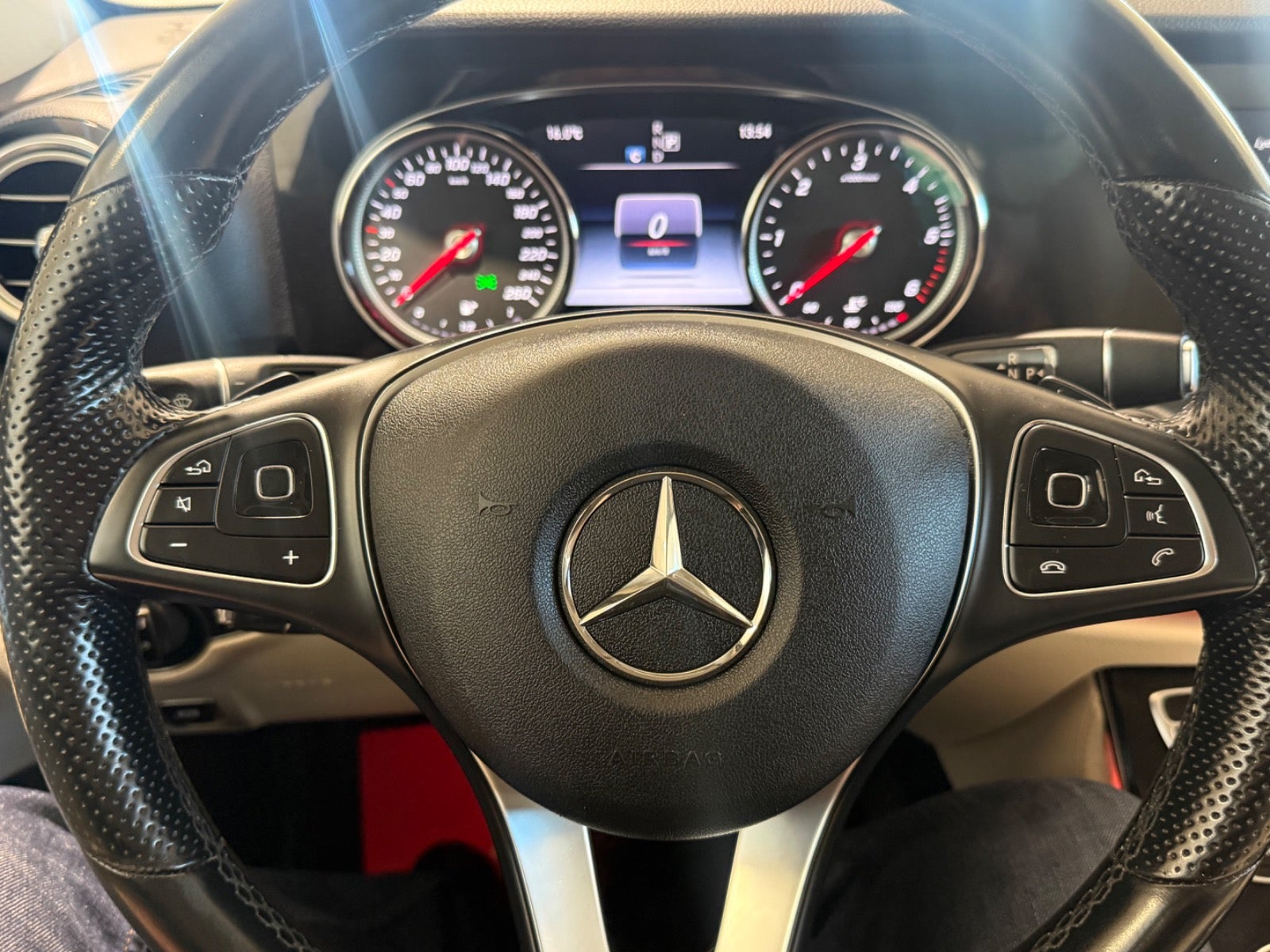 Mercedes E220 d Avantgarde stc. aut.