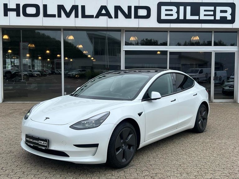 Tesla Model 3 Standard Range+ RWD