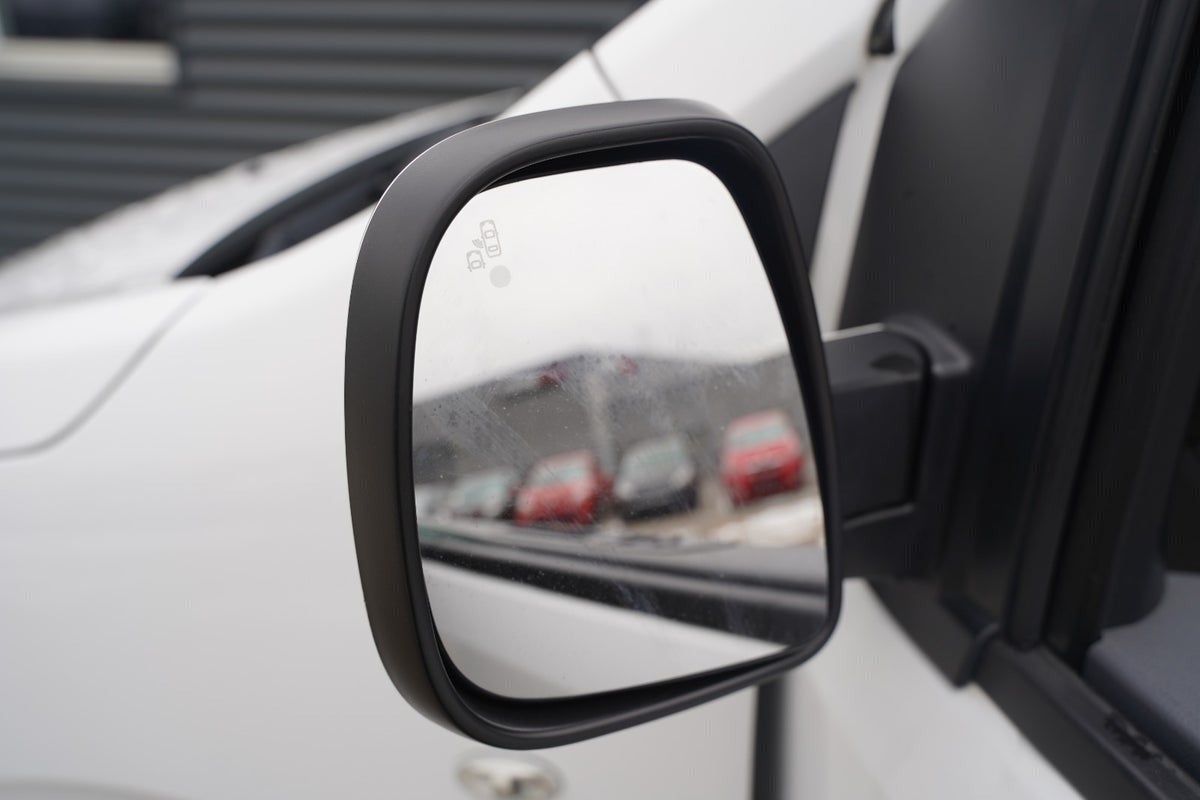 Billede af Peugeot Expert 2,0 BlueHDi 122 L2 Premium EAT8 Van